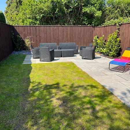 Fantastic Villa Bournemouth - Spa, Parking, Garden Kültér fotó