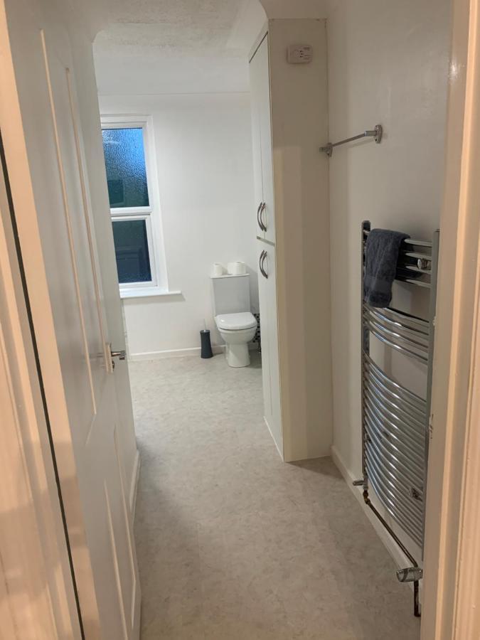 Fantastic Villa Bournemouth - Spa, Parking, Garden Kültér fotó