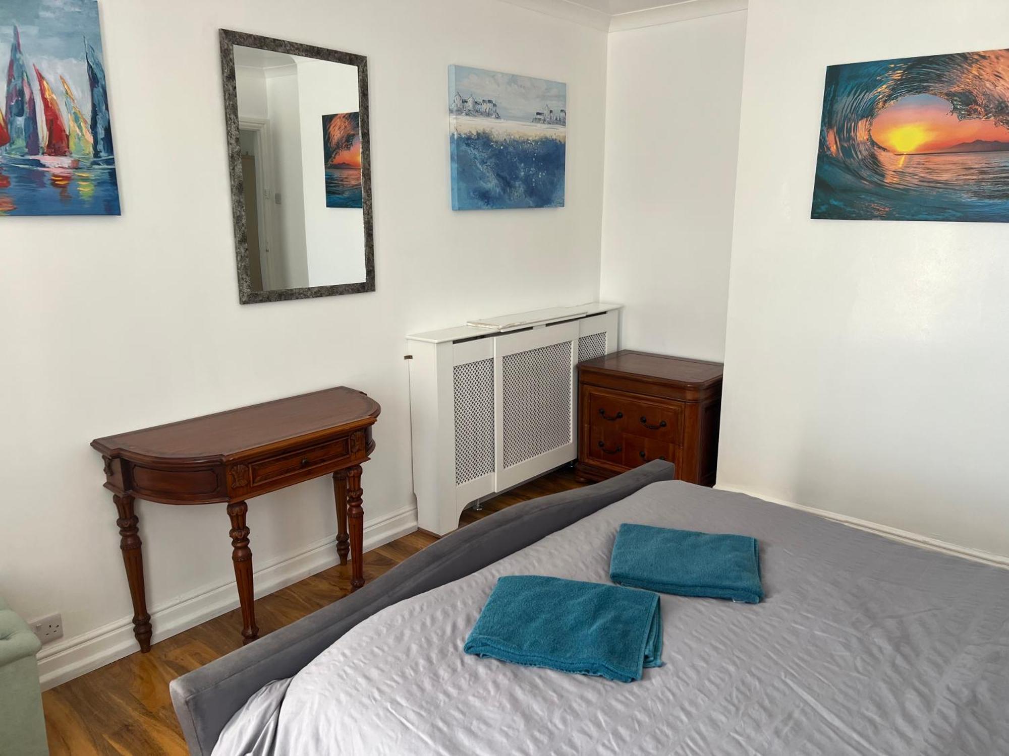 Fantastic Villa Bournemouth - Spa, Parking, Garden Kültér fotó
